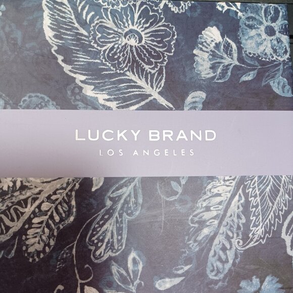 LUCKY BRAND Los Angeles - Picture 2 of 2